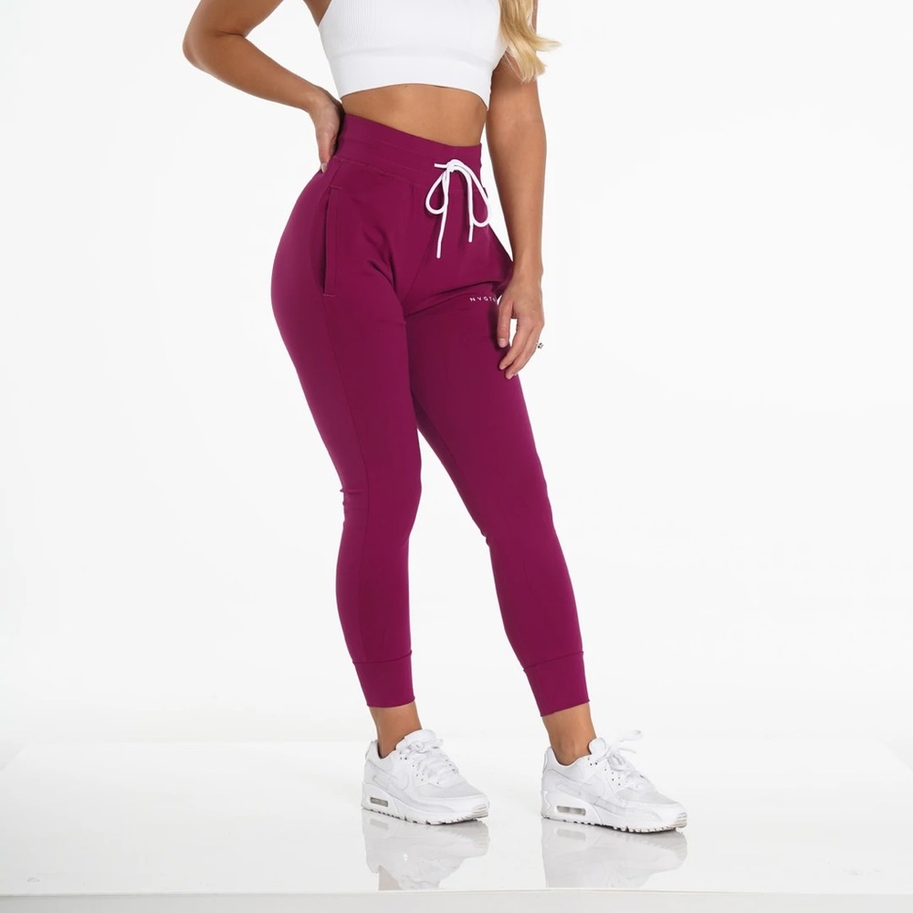 Berry NVGTN Joggers